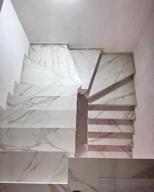 лестница из керамогранита