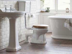 Унитазы с низким бачком